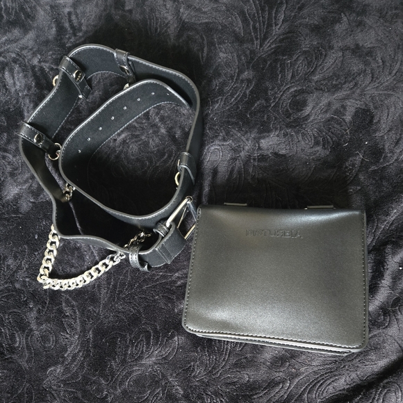 FOR @Aictoborsm Disturbia Fiend Belt Bag - Picture 3 of 5